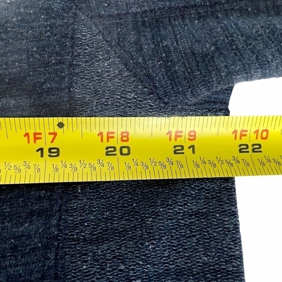 Vintage Champion Heather Blue Crew Neck Sweater Athleisure Y2K Size Medium - Picture 8 of 10